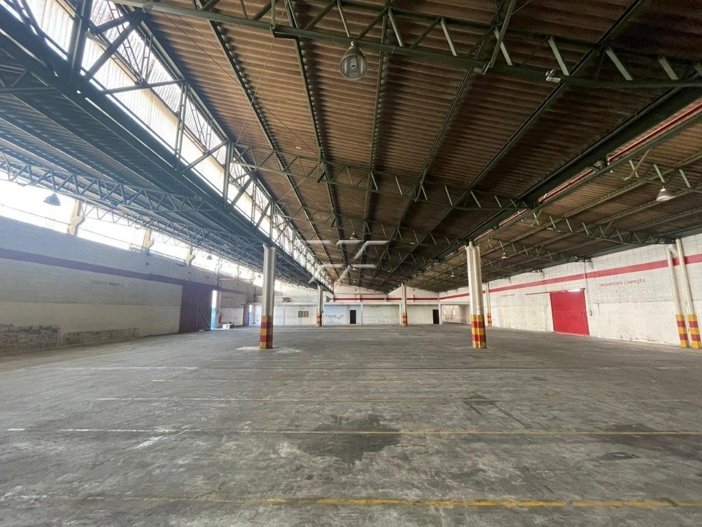 Barracão 2.500m²