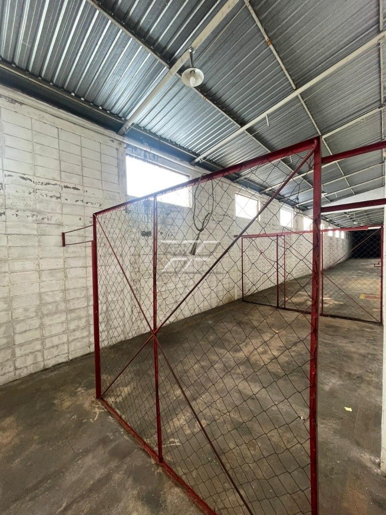 Barracão 2.500m²
