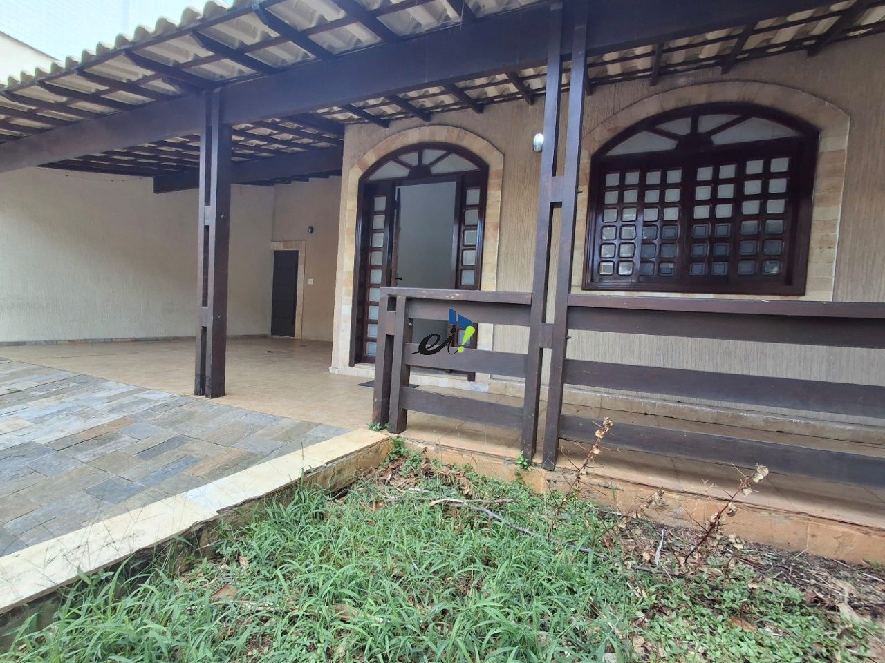 Casa com 4 quartos — Dona Clara, Belo Horizonte