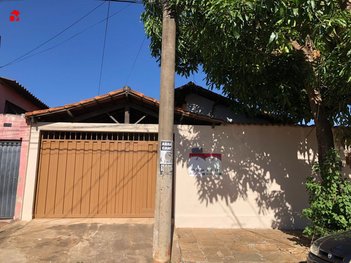 house em Rua Braz Cordeiro de Morais, Vila Industrial - Anápolis - GO