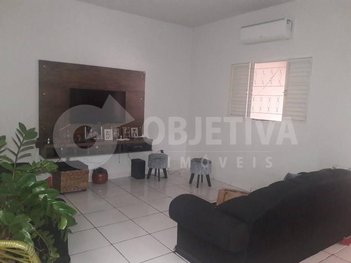 house em Avenida dos Tito, Laranjeiras - Uberlândia - MG