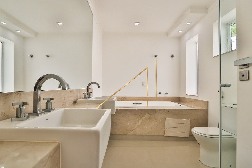 5fdb9777-7544-4695-8014-e7b73eb4369b