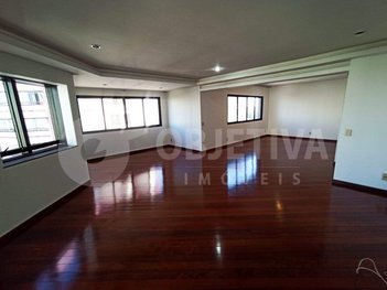 apartment em Praça Coronel Carneiro, Fundinho - Uberlândia - MG