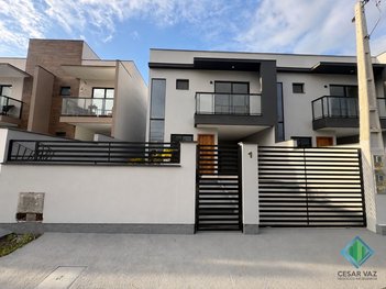 house em Rua Valdir Sebastião Pôrto, Potecas - São José - SC