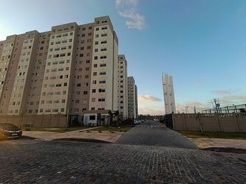 apartment em Rua Coronel José Aurélio Câmara, Vicente Pinzon - Fortaleza - CE