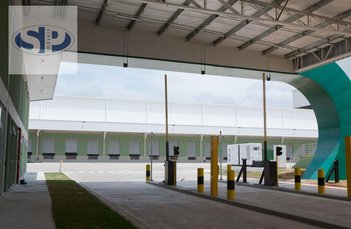 industrial em Rua Tomi Saburo Yamamoto, Jardim das Cerejeiras - Arujá - SP