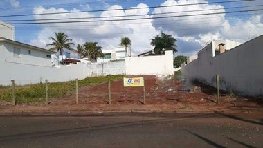 land_lot em Rua Alexandrina de Castro Cunha, Jardim Colina - Uberlândia - MG