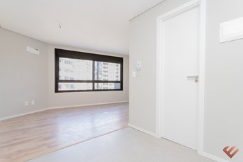 apartment em Rua Suzana Cortez Balreira, São Gonçalo - Pelotas - RS