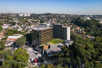 apartment em Rua Itapé-acu, Cidade Jardim - São Paulo - SP