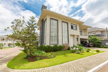 house em Rua Vereador Ângelo Burbello, Umbará - Curitiba - PR