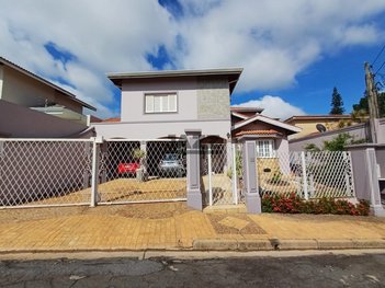 house em Rua Monsenhor Joaquim Antônio Netto, Jardim Itaperi - Atibaia - SP
