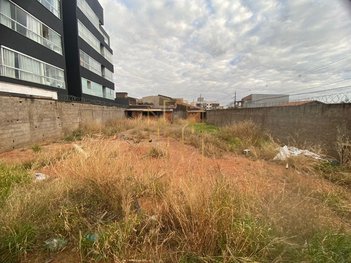 land_lot em Avenida Doutor Misael Rodrigues de Castro, Santa Mônica - Uberlândia - MG