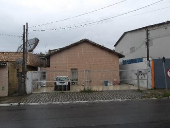 house em Avenida Doutor Antonio Sylvio Cunha Bueno, Melvi - Praia Grande - SP