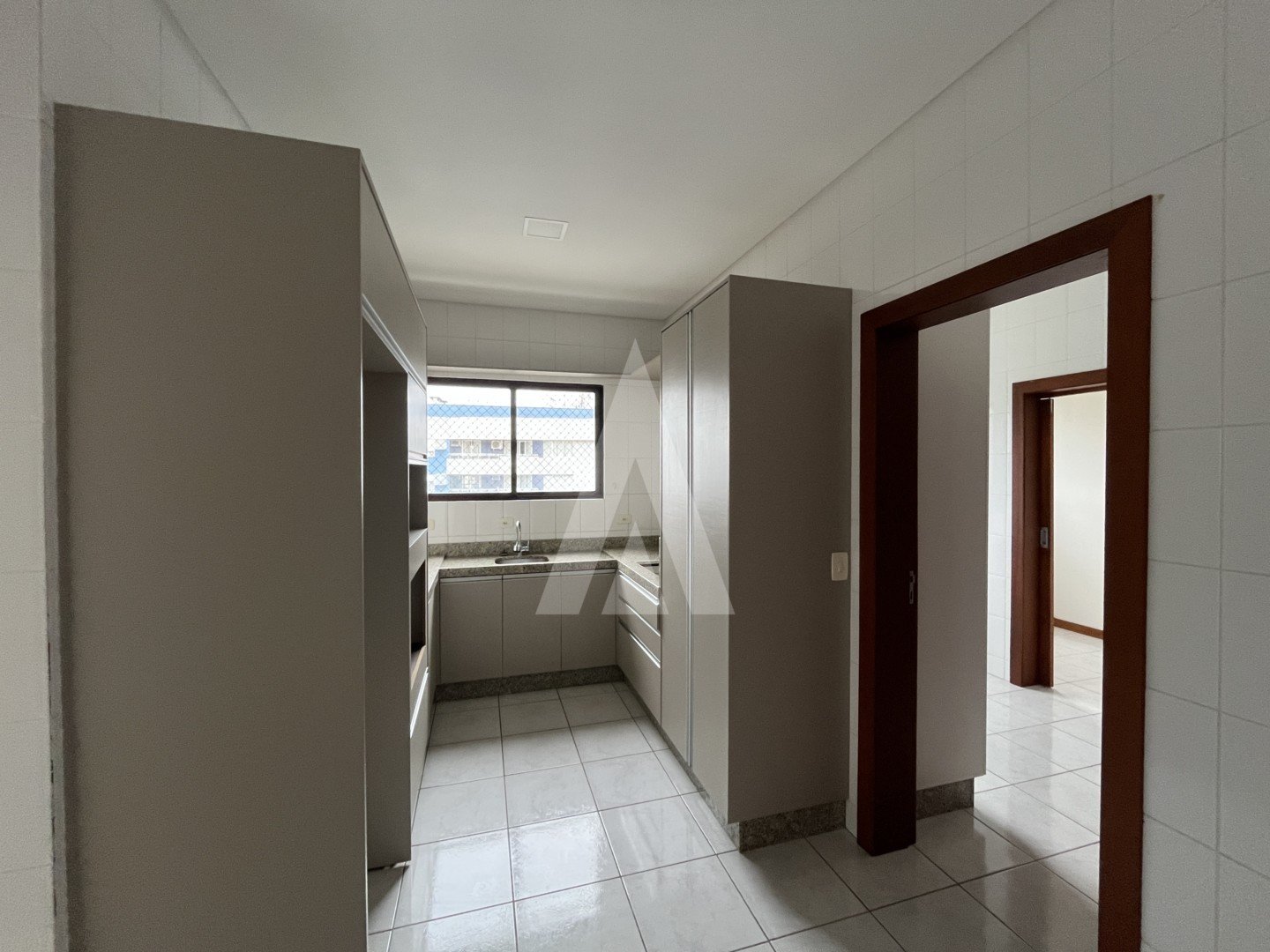 COZINHA COM ARM�RIOS