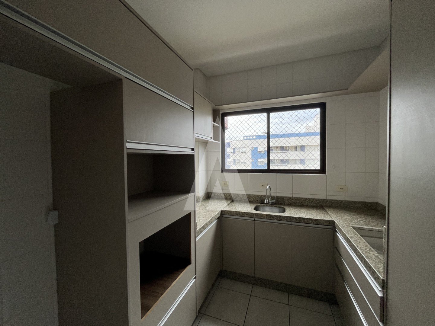 COZINHA COM ARM�RIOS