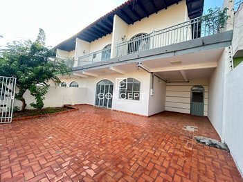 house em Rua Hollywood, Jardim Califórnia - Cuiabá - MT