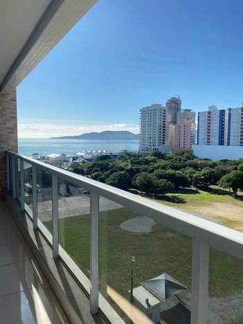 apartment em Rua Trezentos e Sete, Meia Praia - Itapema - SC