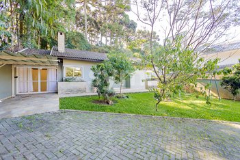 house em Rua Ângelo Pianaro, Butiatuvinha - Curitiba - PR