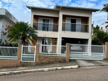 house em Rua Antônio Bittencourt Capanema, Centro - Imaruí - SC