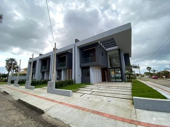 house em Rua Rio Negro, Centro - Xangri-Lá - RS