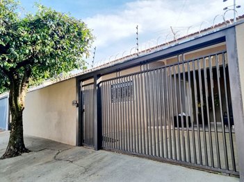 house em Rua Professor José Felício Miziara, Jardim Nazareth - São José do Rio Preto - SP