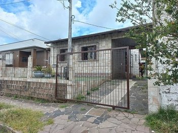 house em Rua Gregório Perez, Cavalhada - Porto Alegre - RS