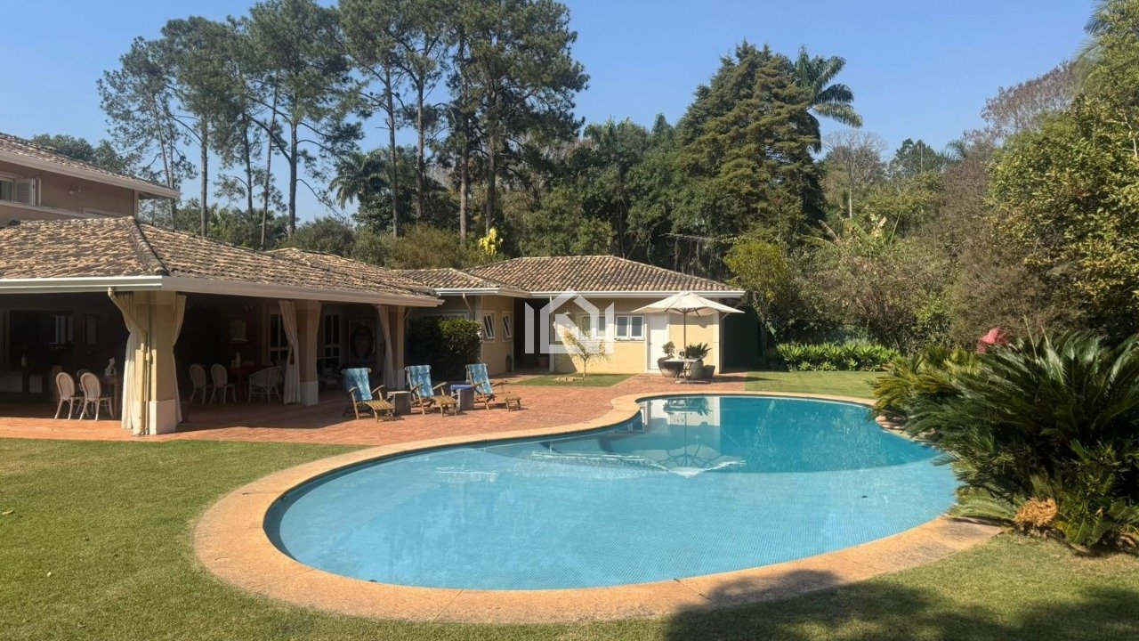 Casa à venda Condomínio Parque Silvino-piscina