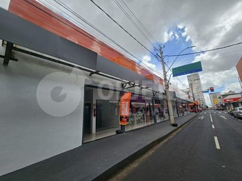business em Avenida Floriano Peixoto, Centro - Uberlândia - MG