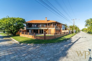 house em Rua Blandina Steiner Beckhauser, Ubatuba - São Francisco do Sul - SC