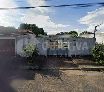 house em Rua dos Colibris, Jardim das Palmeiras - Uberlândia - MG