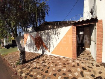 house em Avenida Sílvio Rugani, Tubalina - Uberlândia - MG