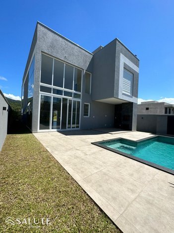 house em Rua Ivo José Rebello, Santa Regina - Camboriú - SC