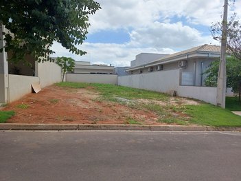 land_lot em Rua Flores de Outono, Parque Olívio Franceschini - Hortolândia - SP