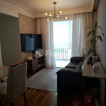 apartment em Rua André Pujos, Jardim Celeste - São Paulo - SP