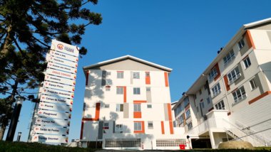 apartment em Rua Paulo Kulik, Santa Cândida - Curitiba - PR