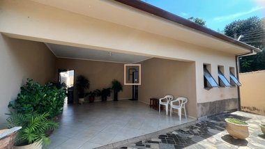 house em Rua Alexandre Guisso, Jardim Chico Piscina - Mococa - SP