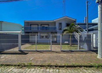 house em Rua Botafogo, Universitário - Caxias do Sul - RS