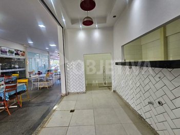 business em Avenida Nicomedes Alves dos Santos, Shopping Park - Uberlândia - MG