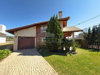 house em Rua Luciano Courtois, Belvedere - Farroupilha - RS