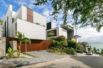 house em Estrada Haroldo Soares Glavan, Cacupé - Florianópolis - SC