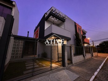house em Rua Leblon, Parque da Matriz - Cachoeirinha - RS