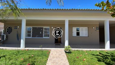 house em Rua Carandaí, Xangri-Lá - Xangri-Lá - RS
