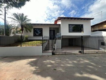 house em Rua Pernambuco, Centro - Paranavaí - PR