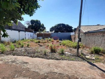 land_lot em Avenida Alziro Zarur, Conjunto Residencial Ney Braga - Maringá - PR