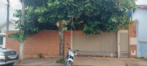 house em Rua Coronel Capucho, Centro - Santo Antônio da Platina - PR