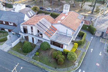 house em Rua Fioravante Dalla Stella, Cristo Rei - Curitiba - PR