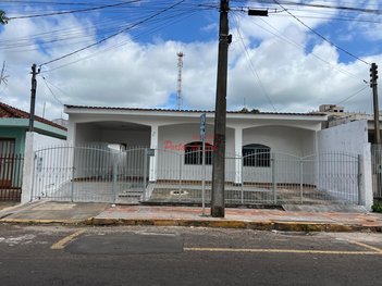 house em Rua Benjamin Constant, Centro - Santo Antônio da Platina - PR