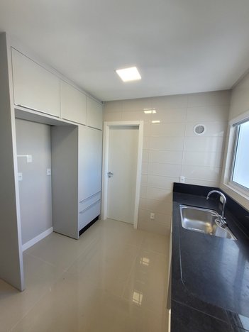 apartment em Rua José Venâncio dos Santos, Pioneiros - Balneário Camboriú - SC