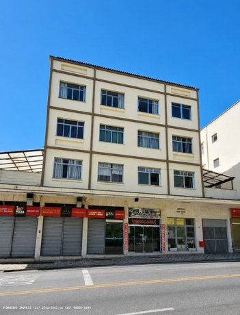 apartment em Avenida Alberto Torres, Alto - Teresópolis - RJ