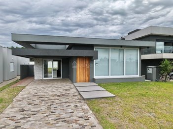 house em Avenida Paraguassú, Capão Novo - Capão da Canoa - RS